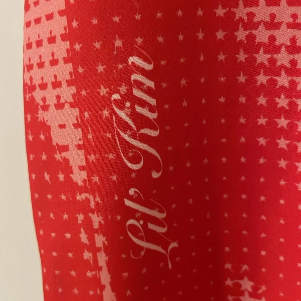 Supreme NYC Red Short Sleeve Lil Kim Collaboration. - Picture 10 of 10